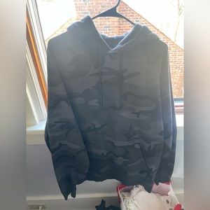 DSG black camo sweatshirt